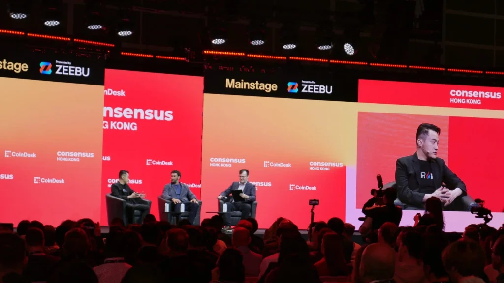 Justin Sun adalah seorang pengusaha dan eksekutif bisnis mata uang kripto kelahiran China. Ia adalah pendiri TRON, saat memberikan pemaparan pada Consensus Hong Kong, Rabu (19/2/2025). Syahlan Bahar/Asiaworldview.com