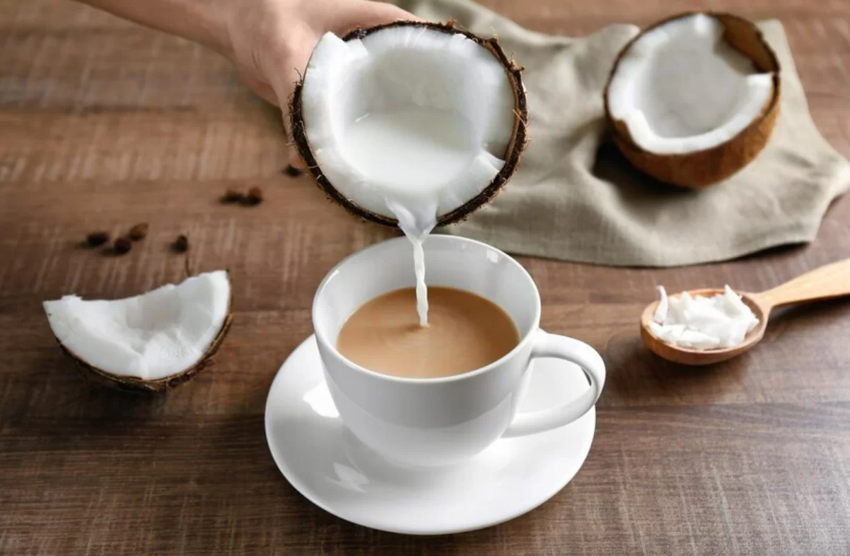 Kopi santan. (Mamakoko)