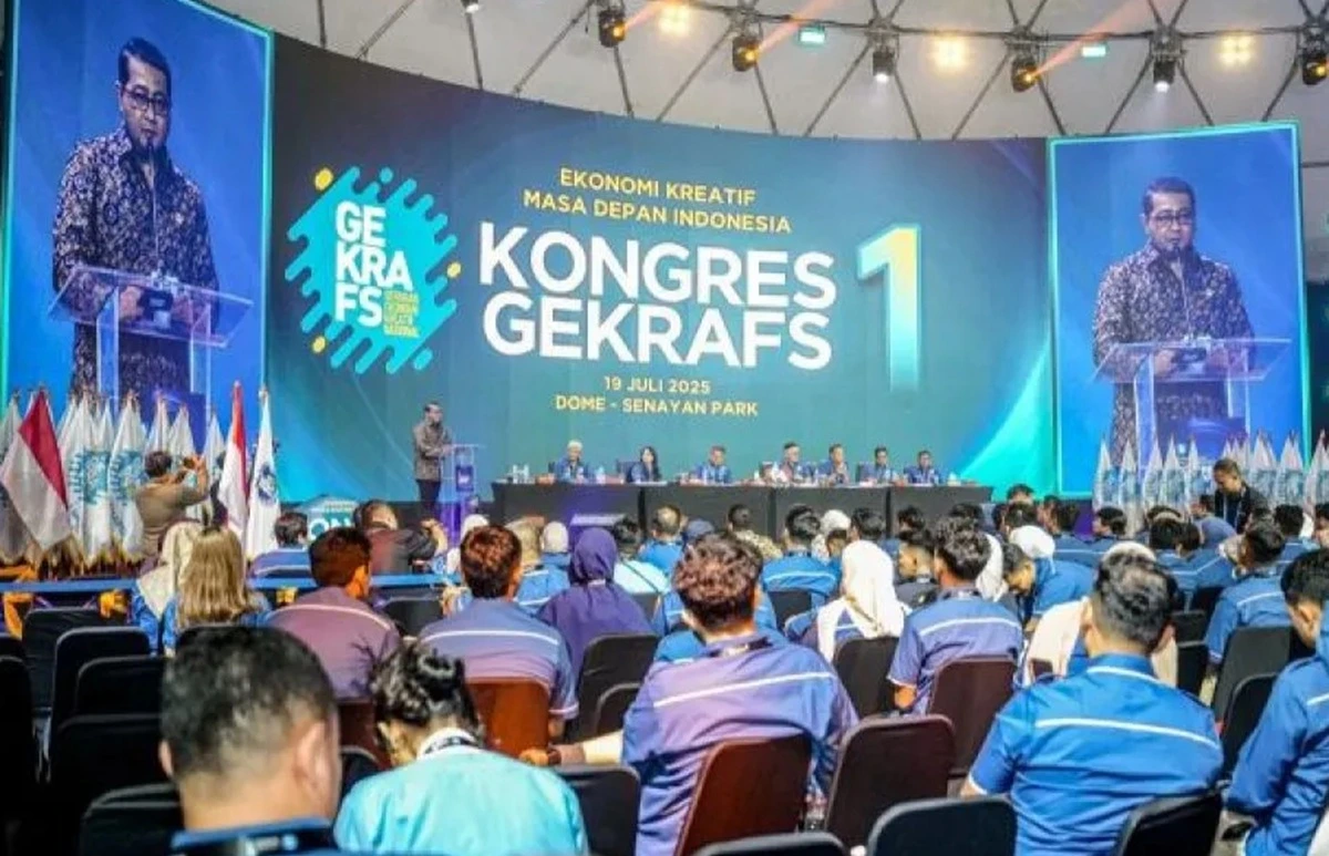 Menteri Ekonomi Kreatif Teuku Riefky Harya