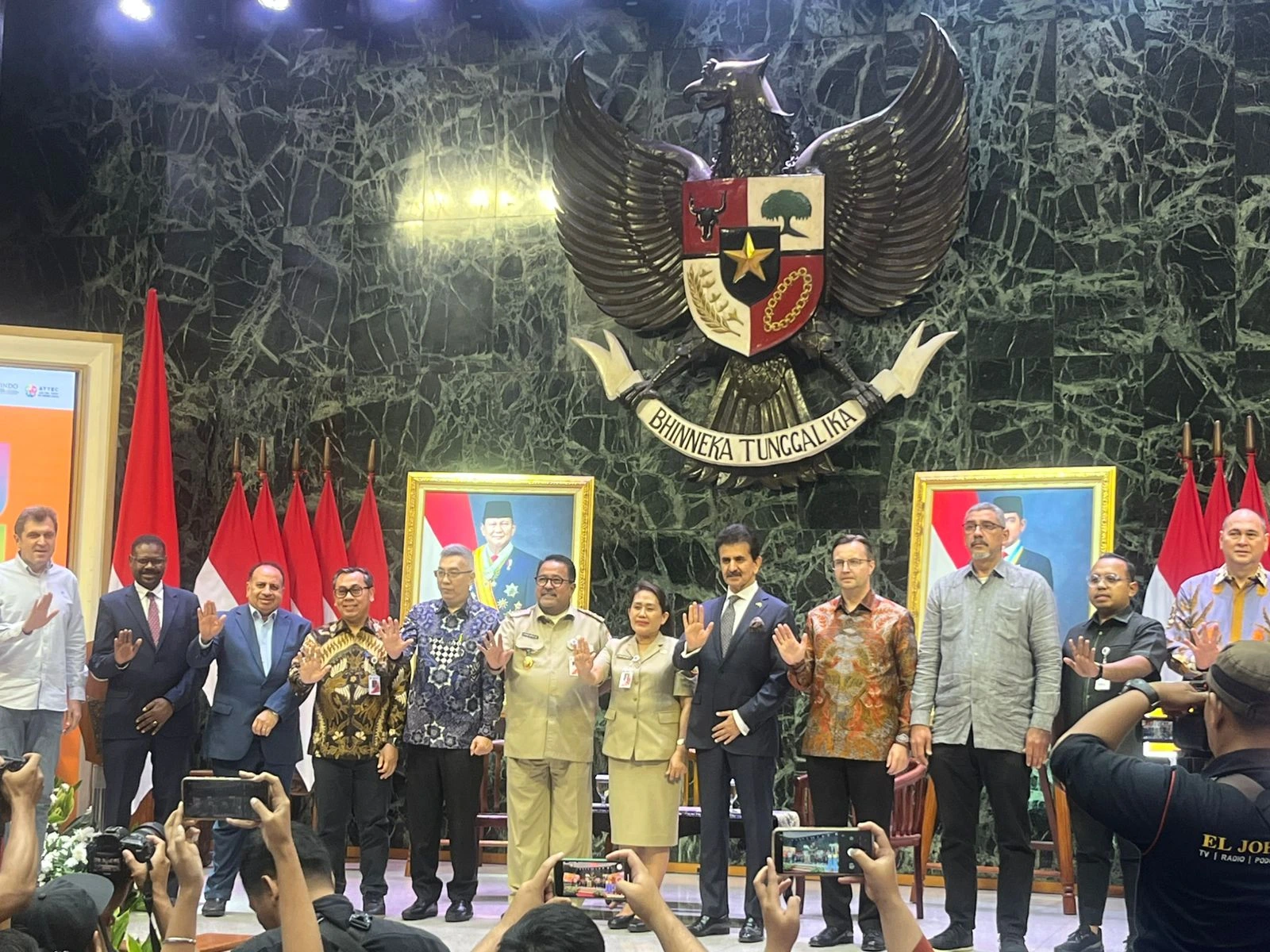 Wakil Gubernur Rano Karno menghadiri konferensi pers Jakarta International Investment, Trade, Tourism & SMEs Expo (JITEX) 2025 di Balaikota Jakarta, Selasa (12/5/2025).