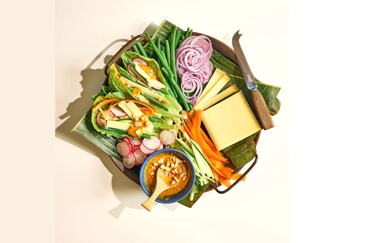 Gado-Gado Cups, interpretasi modern dari salad tradisional Indonesia yang dikenal kaya rasa dan warna