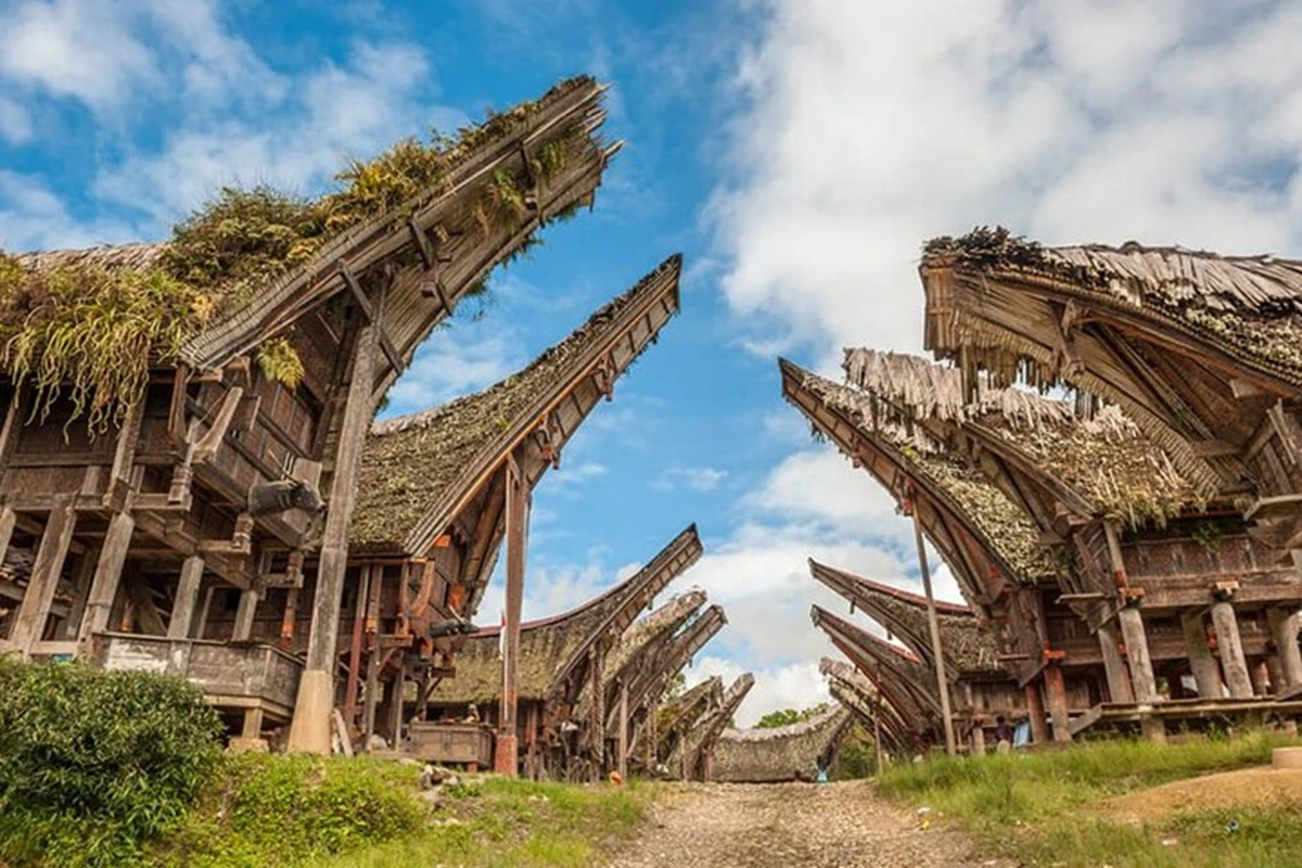 Wisata di Tana Toraja