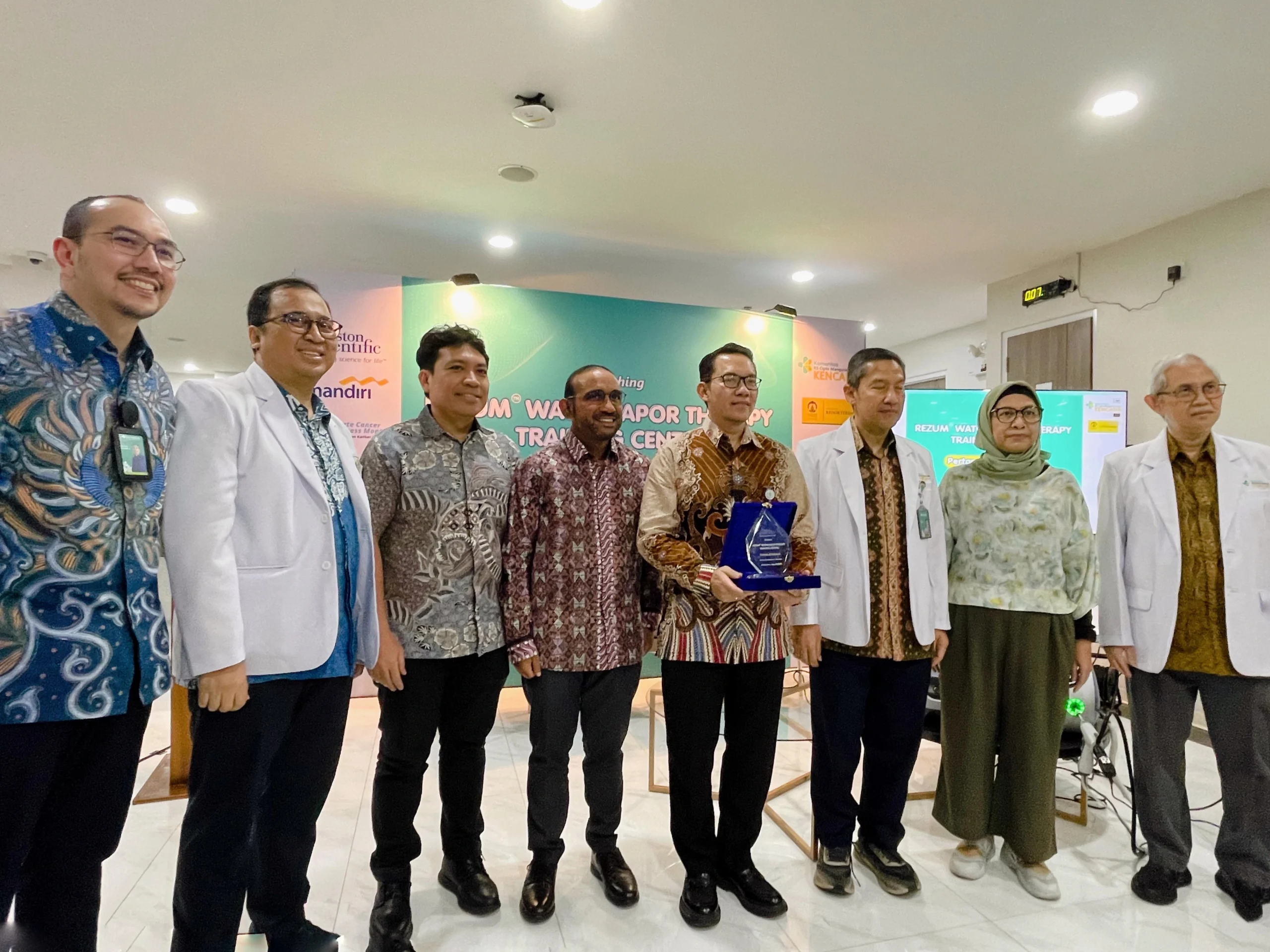 Rumah Sakit Cipto Mangunkusumo (RSCM) meluncurkan Rezum Water Vapor Therapy Training Center pertama di Indonesia