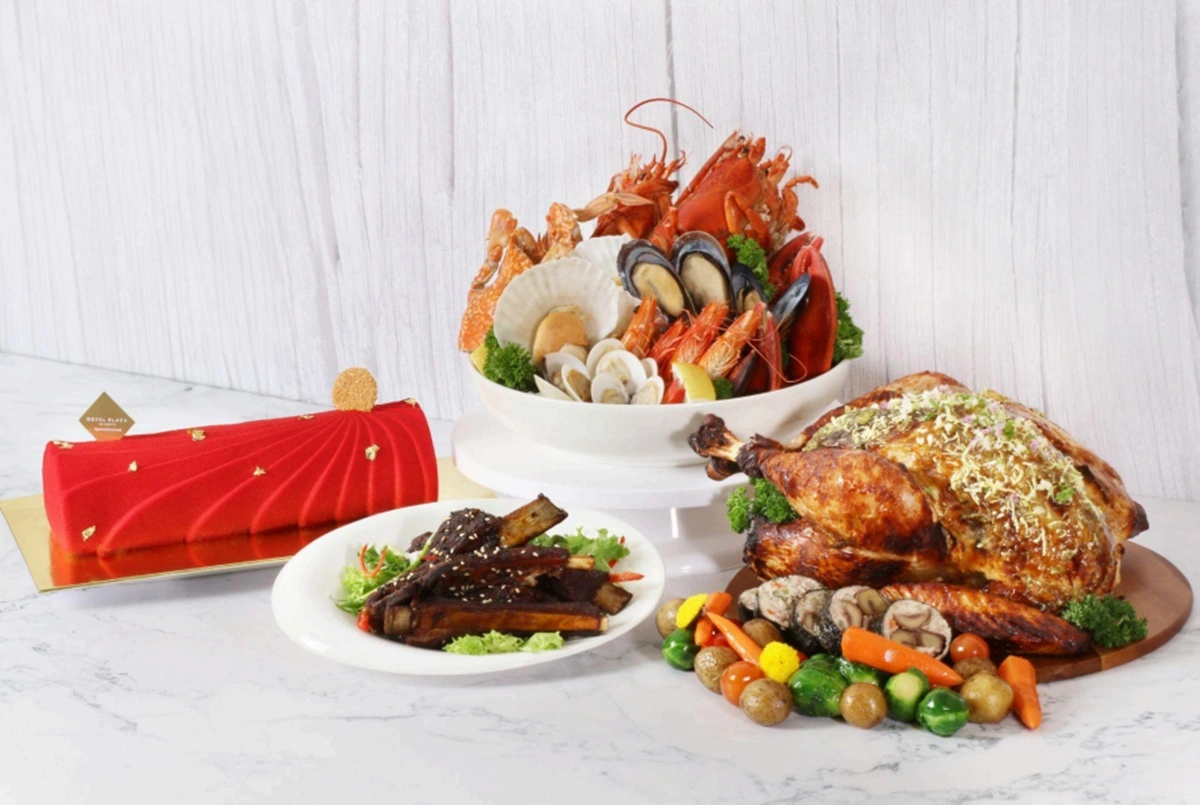 Sajian Natal dari Royal Plaza on Scott