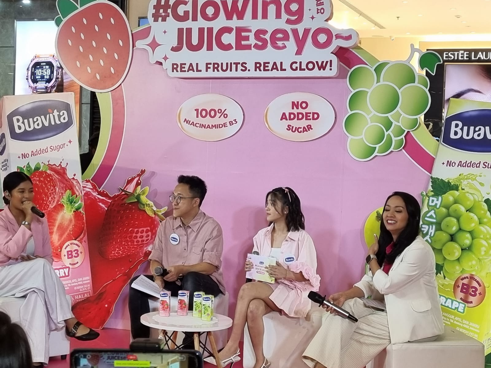 Peluncuran Buavita Korean Strawberry dan Buavita Korean Muscat Grape