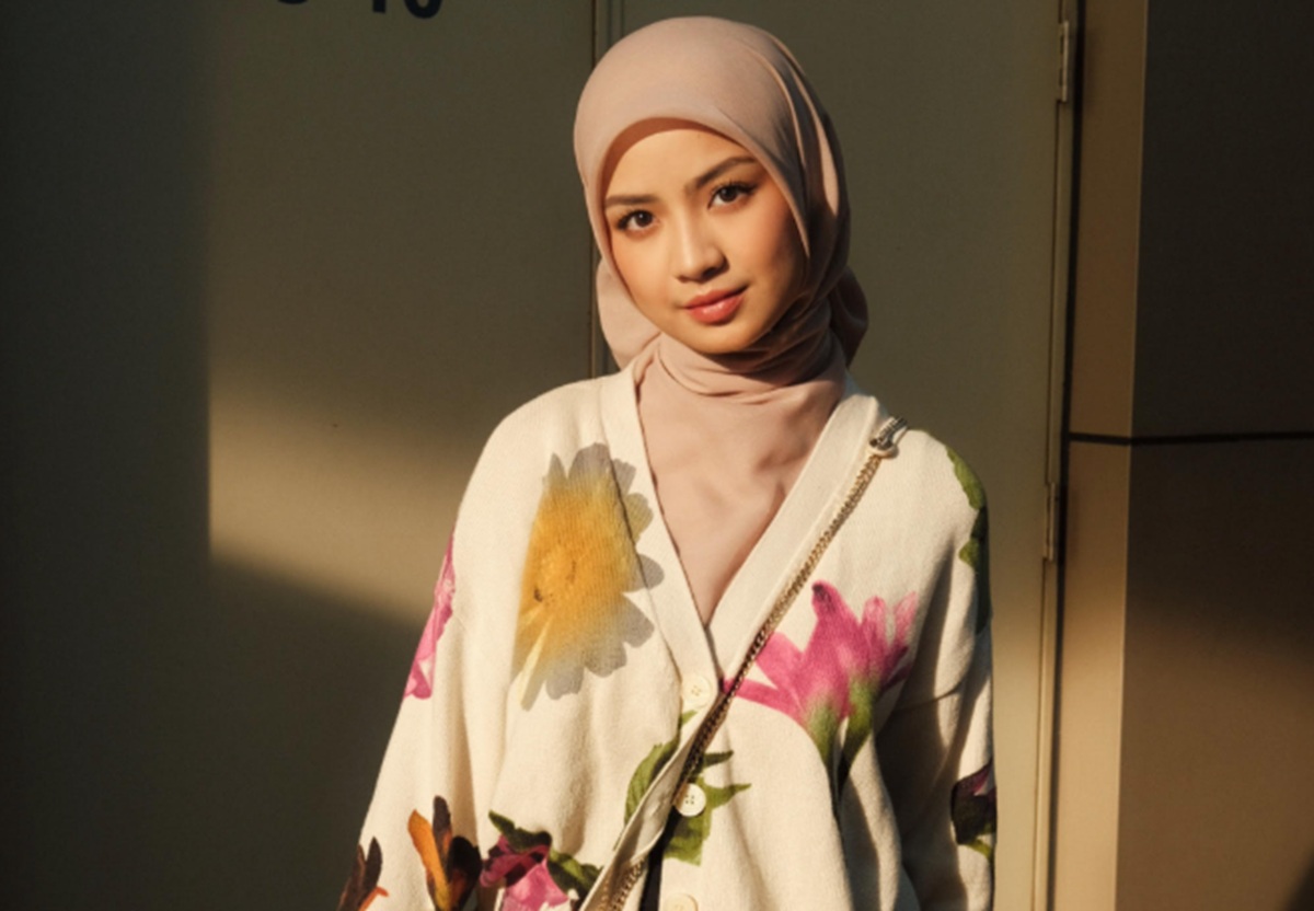 Influencer fashion modest atau hijabers Nashwa Zahira