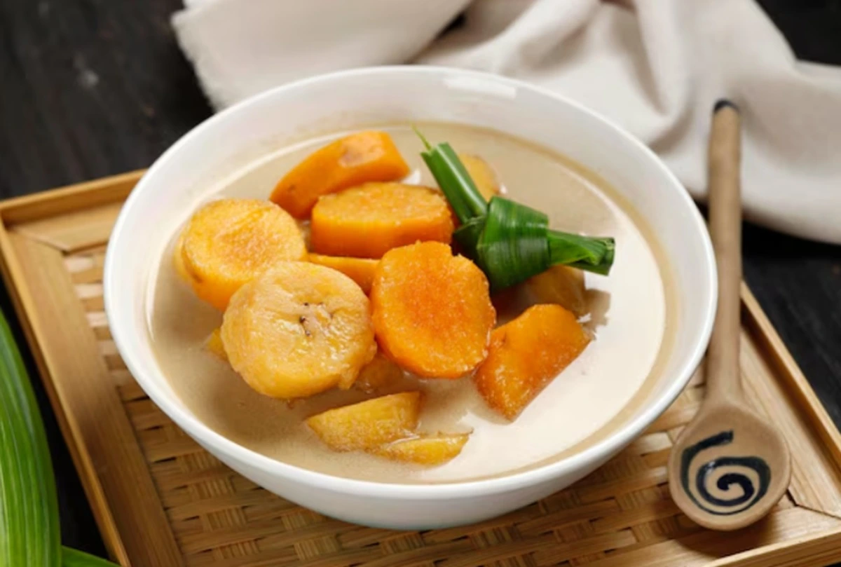 Kolak pisang dan ubi jalar