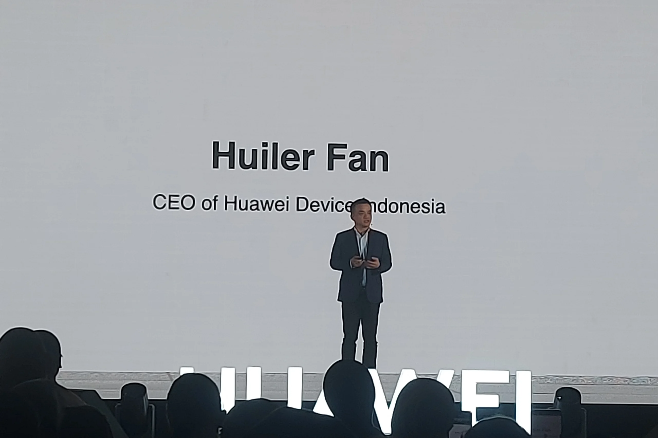 HUAWEI Pimpin Penjualan Smartwatch Secara Global