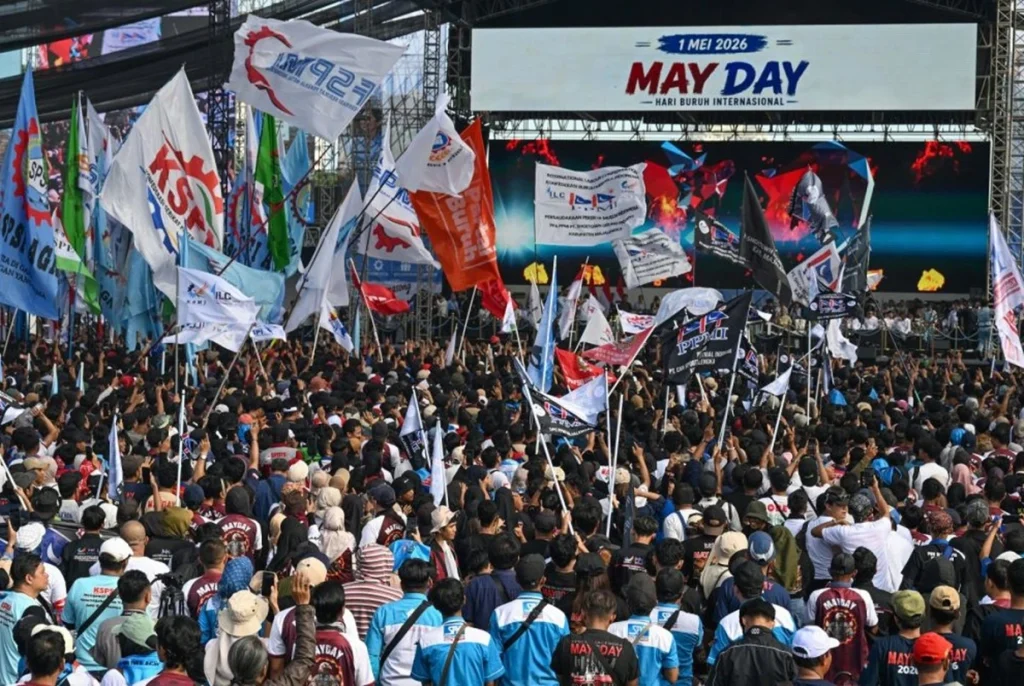 Aksi May Day di Monas, Jakarta.