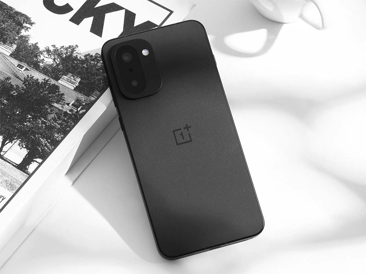 OnePlus Ace 6
