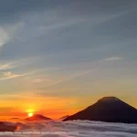 Bukit Sikunir, Dataran Tinggi Dieng, Jawa Tengah.(Asia World View/Desika Pemita)
