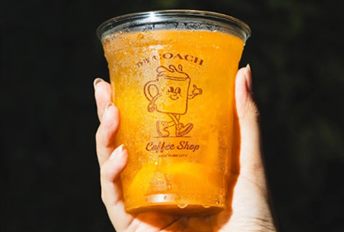 Minuman dari Cafe Coach di Jakarta.