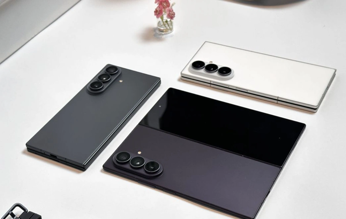 Samsung Galaxy Z Fold 8 Ultra Resmi Meluncur: Lipatan Ultra Tipis dengan Kamera 200MP