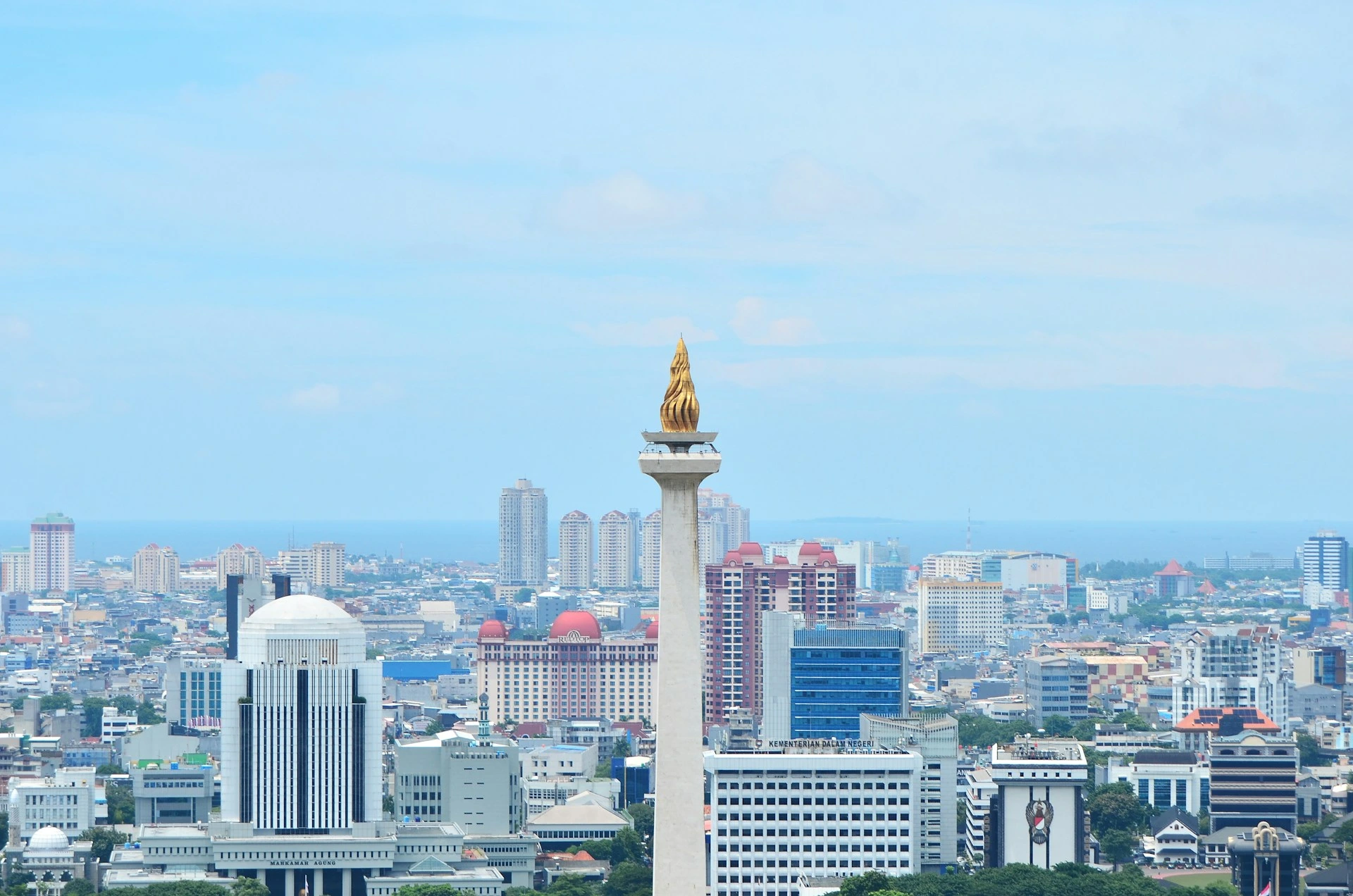 Monumen Nasional, ikon Jakarta.(Unsplash.com)