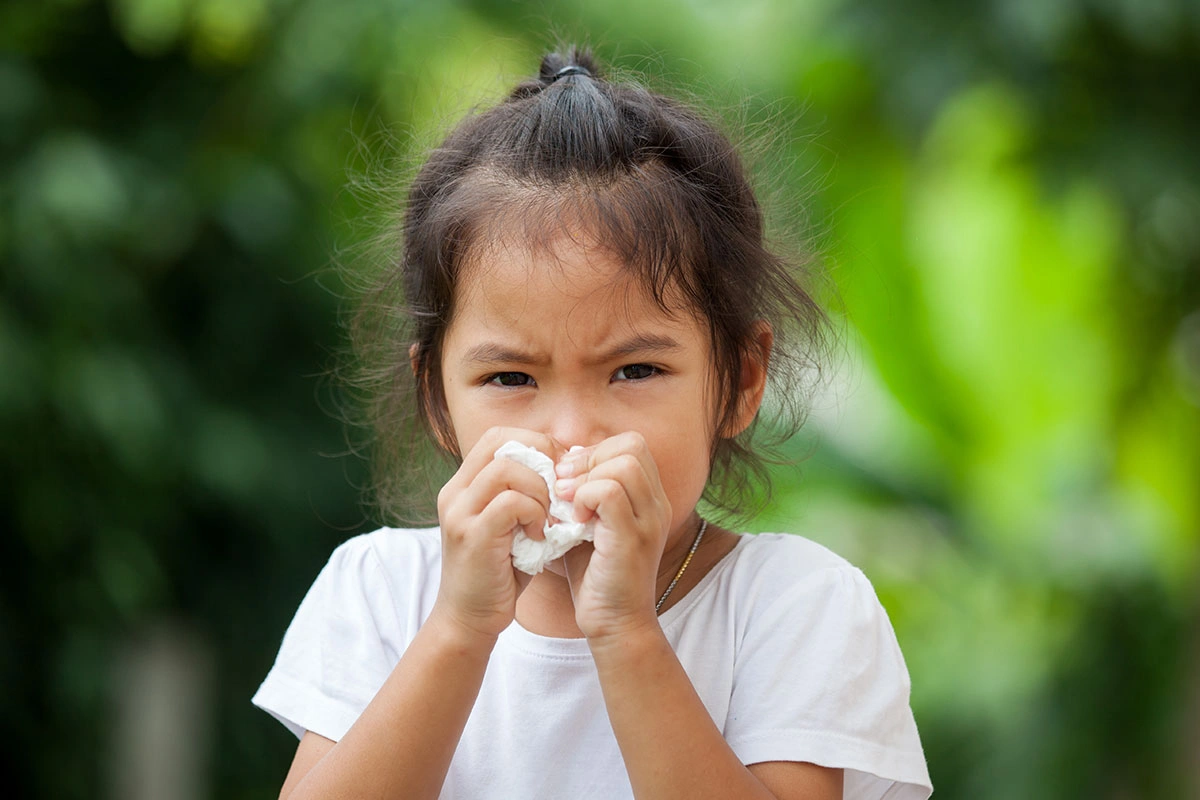 Ilustrasi anak tengah mengalami sakit flu.(freepik)