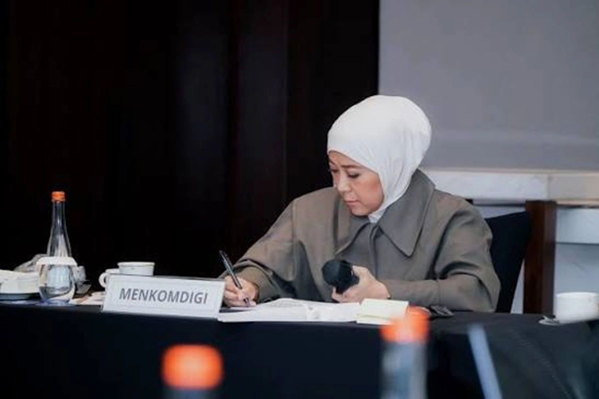 Menteri Meutya Hafid