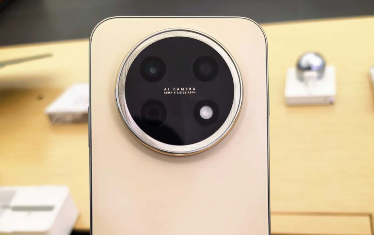 HUAWEI Enjoy 100 Series