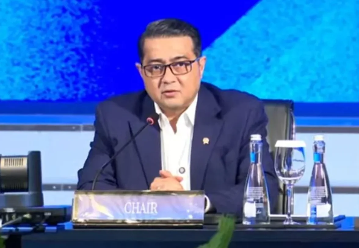 Menteri Ekonomi Kreatif Teuku Riefky Harsya